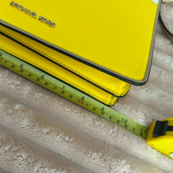 Michael Kors Tatiana Citrus Yellow Crossbody Messenger Hand Bag Satchel Vegan - Picture 12 of 15
